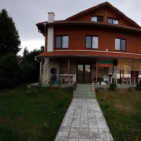 Yan Bibiyan 3* Negushevo