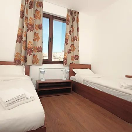 Yan Bibiyan Negushevo