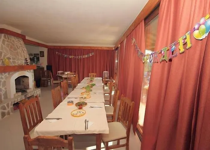 Yan Bibiyan Къща за гости