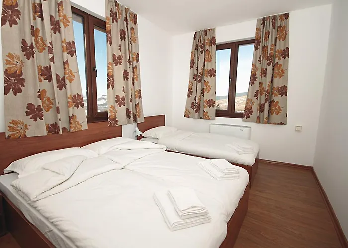 Къща за гости Yan Bibiyan